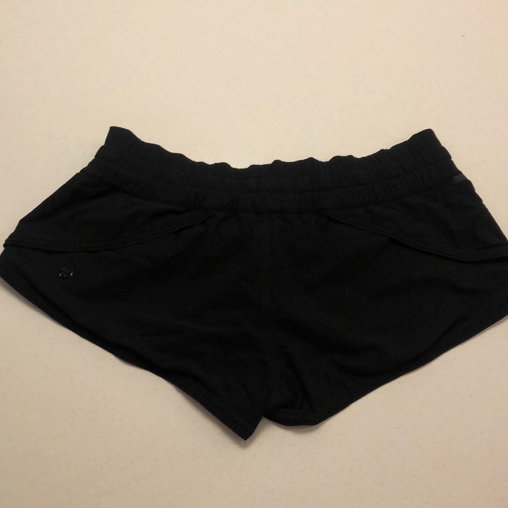 Shorts - Picture 2 of 7